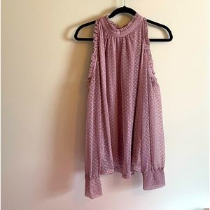 NWT Maurice’s mauve cold shoulder top ❤️